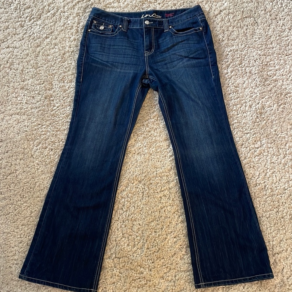 Woman’s bootcut inc denim, regular fit, boot leg, size 16